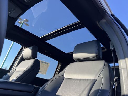 New 2026 Ford F150 Lariat image 48