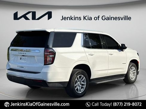 Used 2022 Chevrolet Tahoe LS RWD image 3