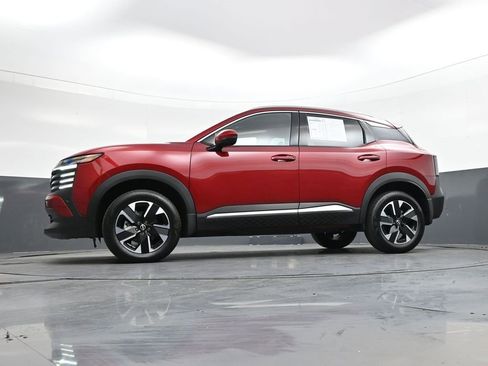 Used 2025 Nissan Kicks SR image 42