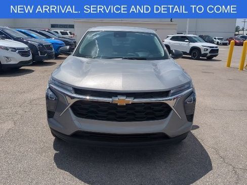 Certified 2024 Chevrolet Trax LS FWD image 11