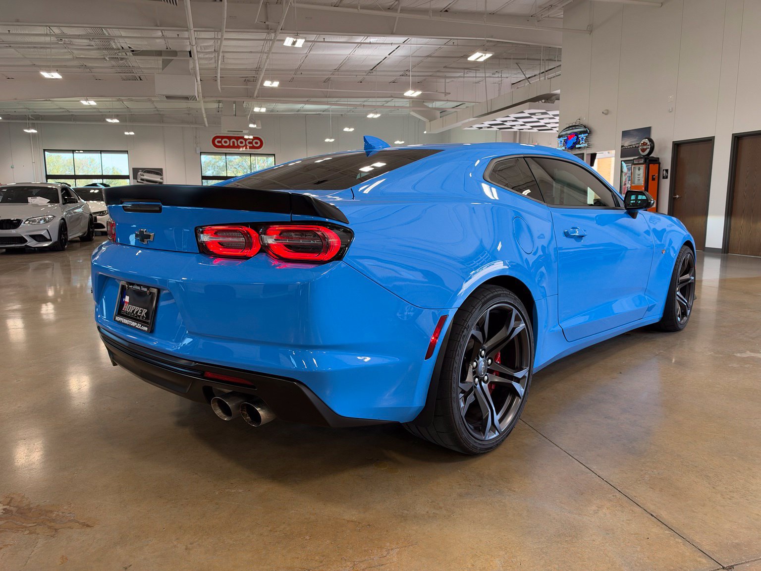 Used 2022 Chevrolet Camaro SS RWD image 9