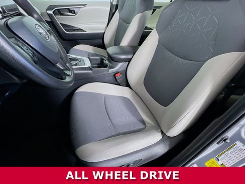 Used 2024 Toyota RAV4 XLE image 3