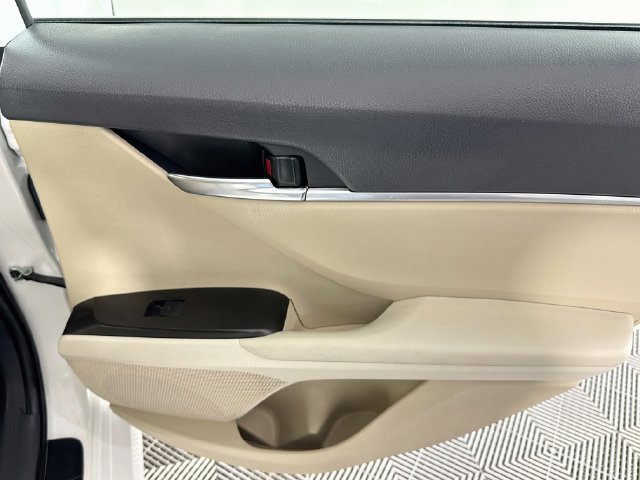 Used 2023 Toyota Camry LE FWD image 23