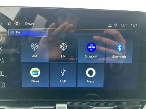 Used 2025 Chevrolet Equinox LT w/ Convenience Package II image 24