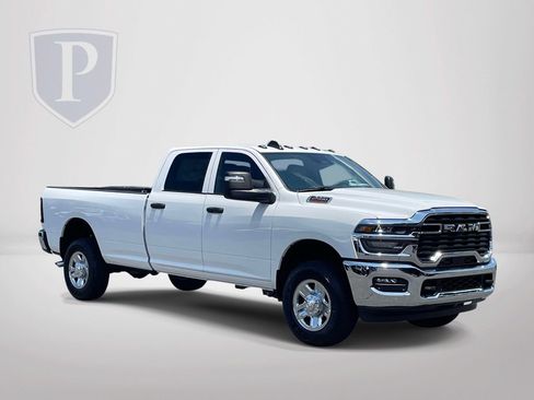 New 2026 RAM 2500 Tradesman w/ Chrome Appearance Group AWD/4WD image 2