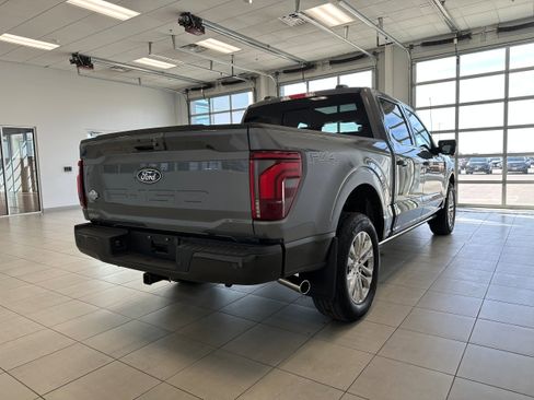 Used 2024 Ford F150 King Ranch w/ FX4 Off-Road Package image 5