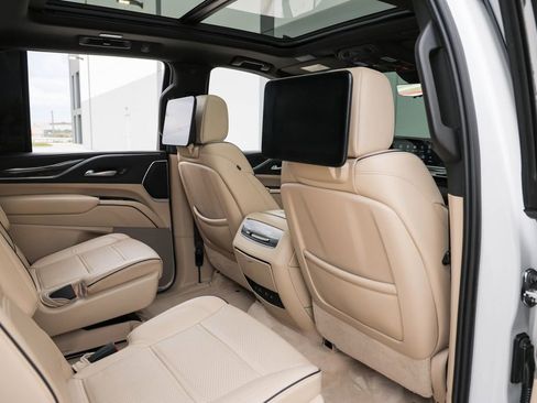 Used 2021 Cadillac Escalade Premium Luxury w/ Driver Assist Tech Package AWD/4WD image 25