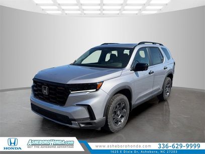 New 2025 Honda Pilot TrailSport