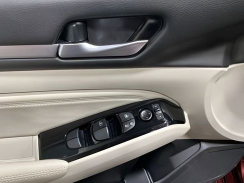 Certified 2023 Nissan Altima 2.5 SL AWD/4WD image 10