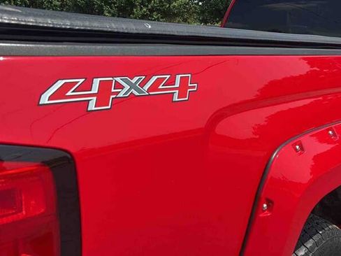 Used 2016 Chevrolet Silverado 2500 W/T w/ WT Convenience Package AWD/4WD image 9