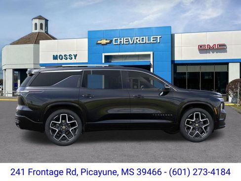 New 2026 Chevrolet Traverse High Country FWD image 5