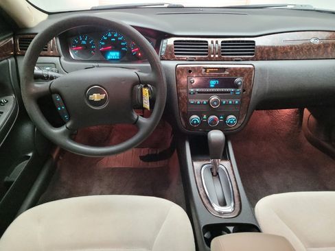 Used 2014 Chevrolet Impala Limited LS FWD image 22