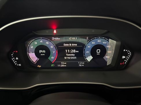 New 2025 Audi Q3 2.0T Premium image 21