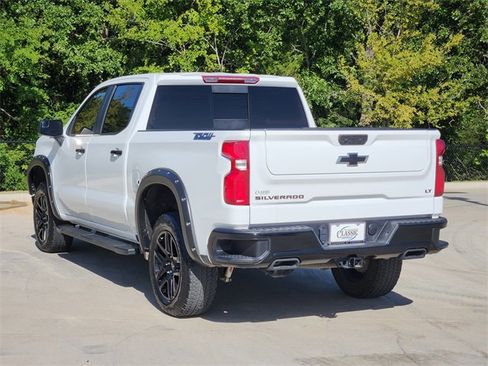 Used 2025 Chevrolet Silverado 1500 LT Trail Boss w/ Convenience Package II image 8