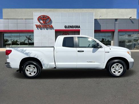 Used 2010 Toyota Tundra 2WD Double Cab image 2