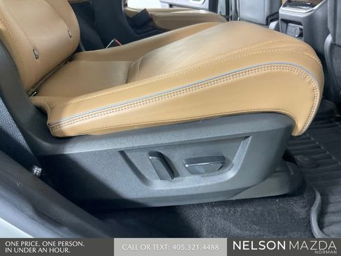 Used 2025 INFINITI QX80 Luxe w/ Exterior Package AWD/4WD image 32