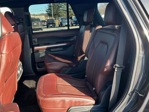 Used 2023 Ford Expedition Limited image 26