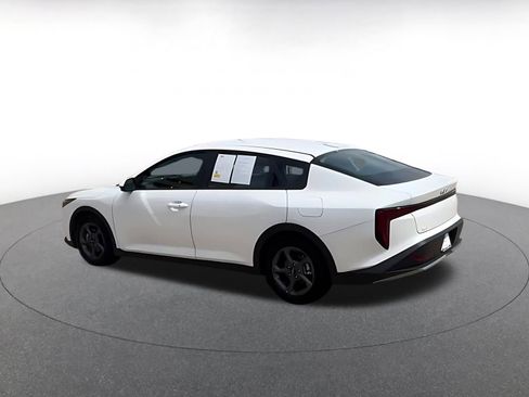Used 2025 Kia K4 FWD image 11