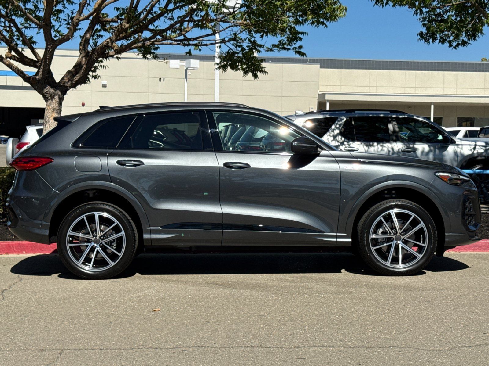 New 2026 Audi Q5 Premium Plus AWD/4WD image 7