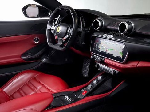 Certified 2020 Ferrari Portofino image 53