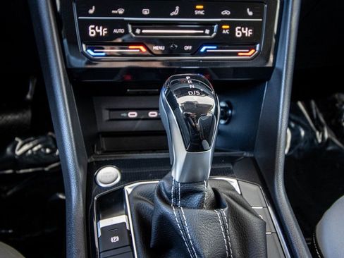 New 2026 Volkswagen Taos SE image 37