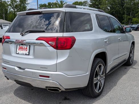 Used 2017 GMC Acadia Denali w/ Technology Package AWD/4WD image 7