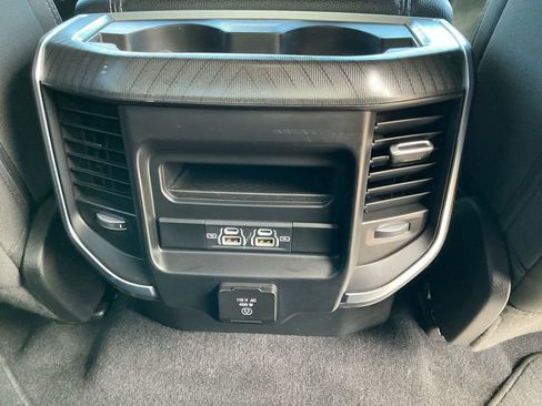 Used 2025 RAM 1500 Big Horn AWD/4WD image 16