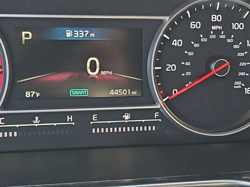 Used 2022 Kia Sorento LX AWD/4WD image 19