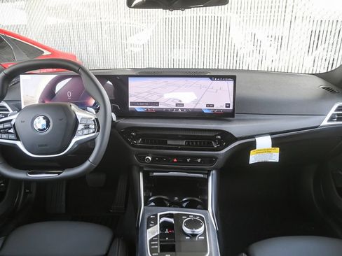 New 2026 BMW 330i Sedan RWD image 9