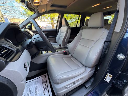 Used 2017 Honda Pilot EX-L image 9