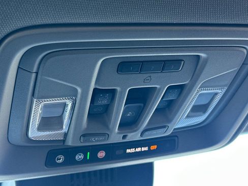 Used 2025 GMC Sierra 1500 Denali w/ Denali Reserve Package image 23