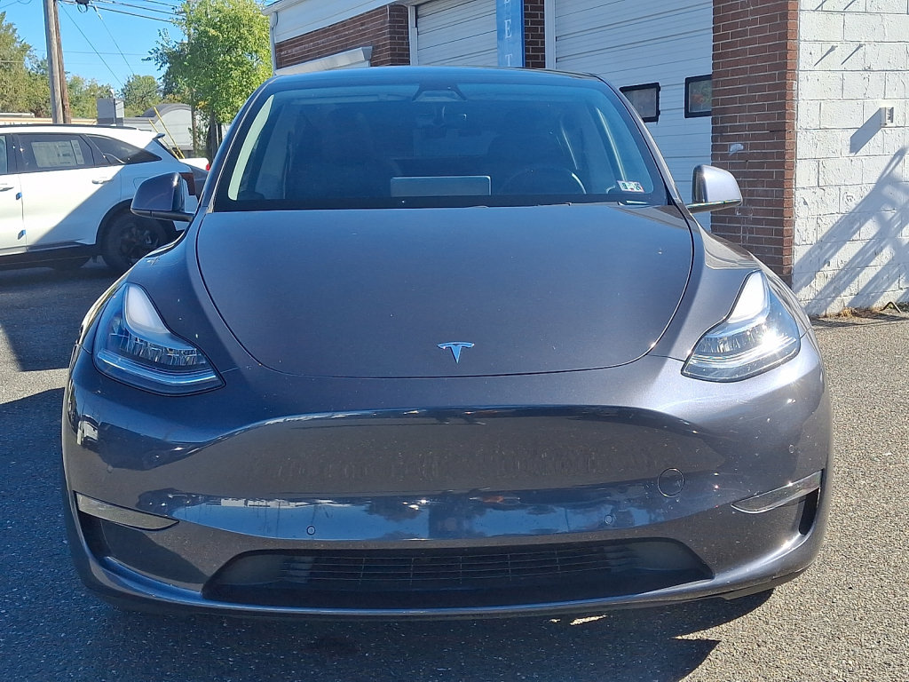 Used 2021 Tesla Model Y Long Range AWD/4WD image 8