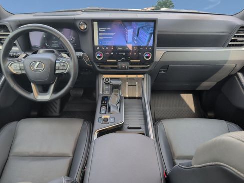 Used 2024 Lexus GX 550 w/ Accessory Package (Z1) AWD/4WD image 27