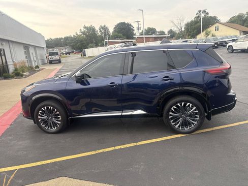 Used 2026 Nissan Rogue Platinum w/ Platinum Premium Package AWD/4WD image 8