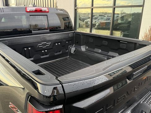 Used 2024 Chevrolet Colorado Z71 image 7