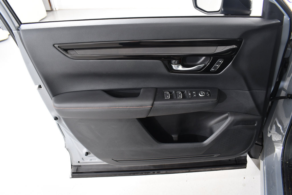 Used 2025 Honda CR-V Sport Touring image 24