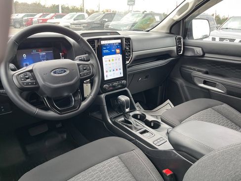 Used 2024 Ford Ranger XLT w/ Technology Package image 12