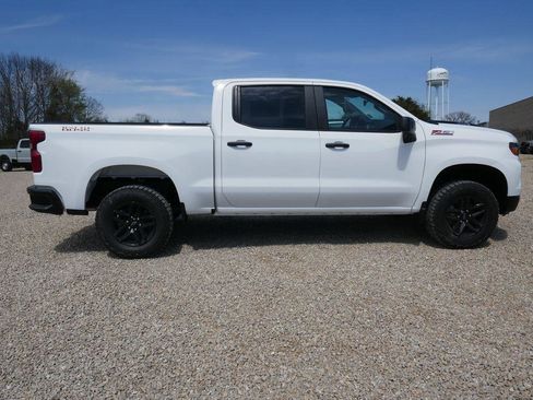 New 2026 Chevrolet Silverado 1500 Custom Trail Boss AWD/4WD image 3