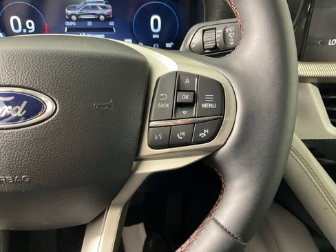 New 2026 Ford Explorer Active w/ Active Comfort Package RWD image 26