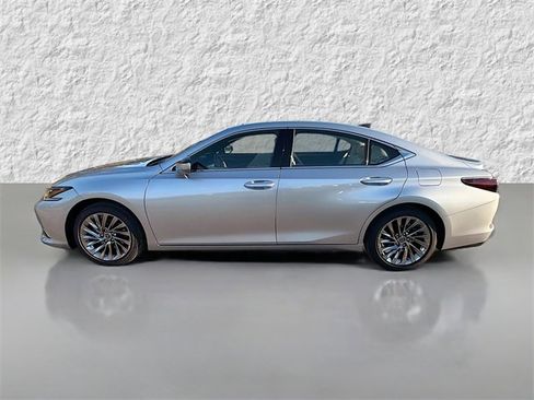 New 2025 Lexus ES 350 Ultra Luxury image 6