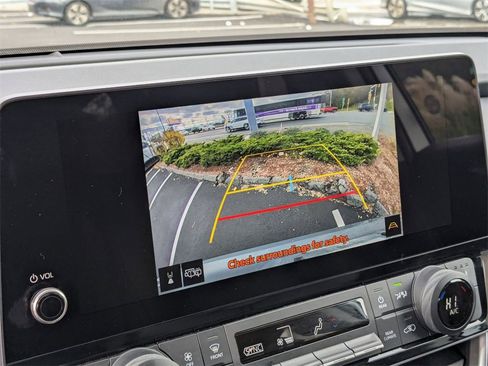 Used 2025 Toyota Grand Highlander AWD image 27