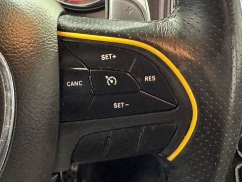 Used 2019 Dodge Charger Scat Pack w/ Navigation & Travel Group RWD image 16