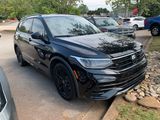 Used 2022 Volkswagen Tiguan SE R-Line image 6