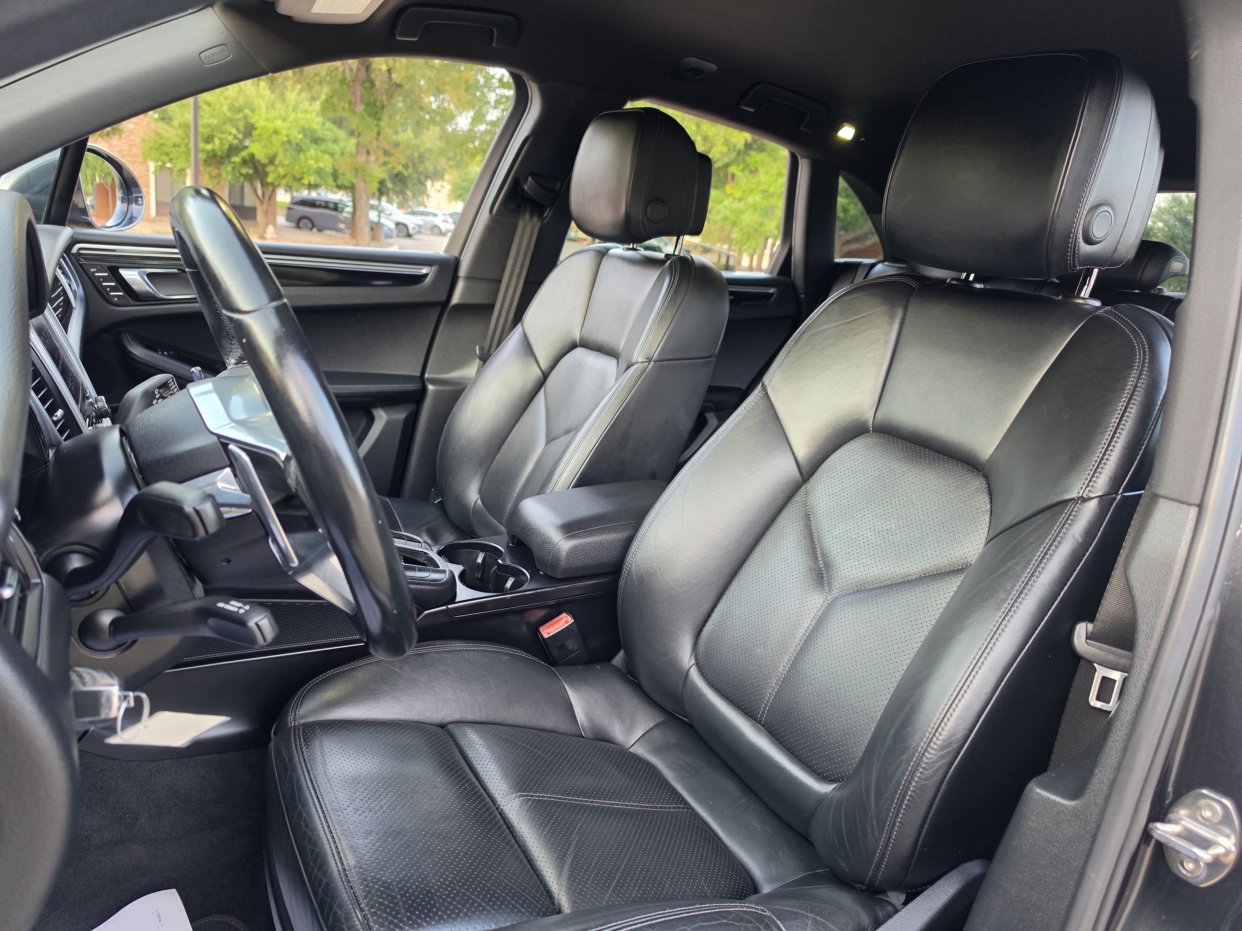 Used 2017 Porsche Macan S AWD/4WD image 23