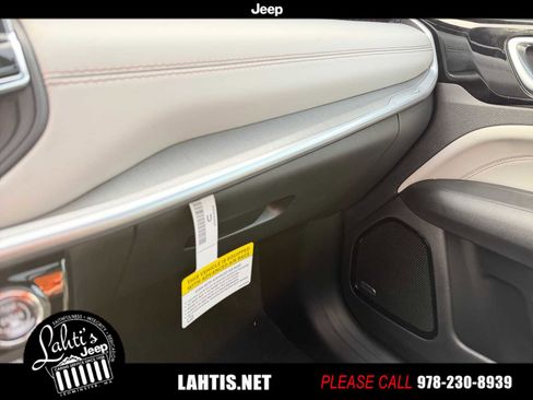 New 2026 Jeep Compass Limited w/ Sun, Sound & Navigation Group image 41