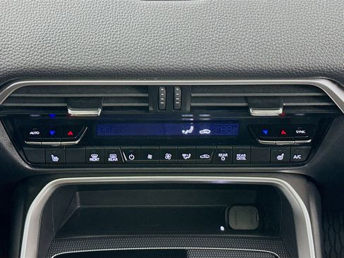 Used 2024 MAZDA CX-90 3.3 Turbo w/ Premium Package image 13