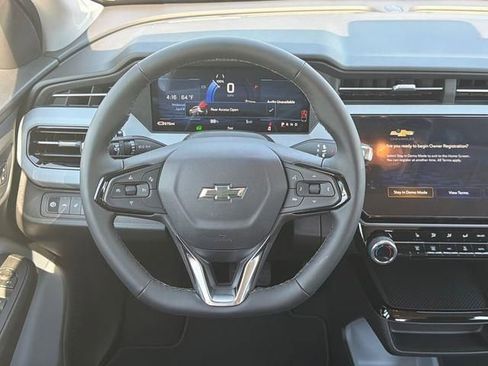 New 2027 Chevrolet Bolt LT w/ Comfort Package FWD image 24