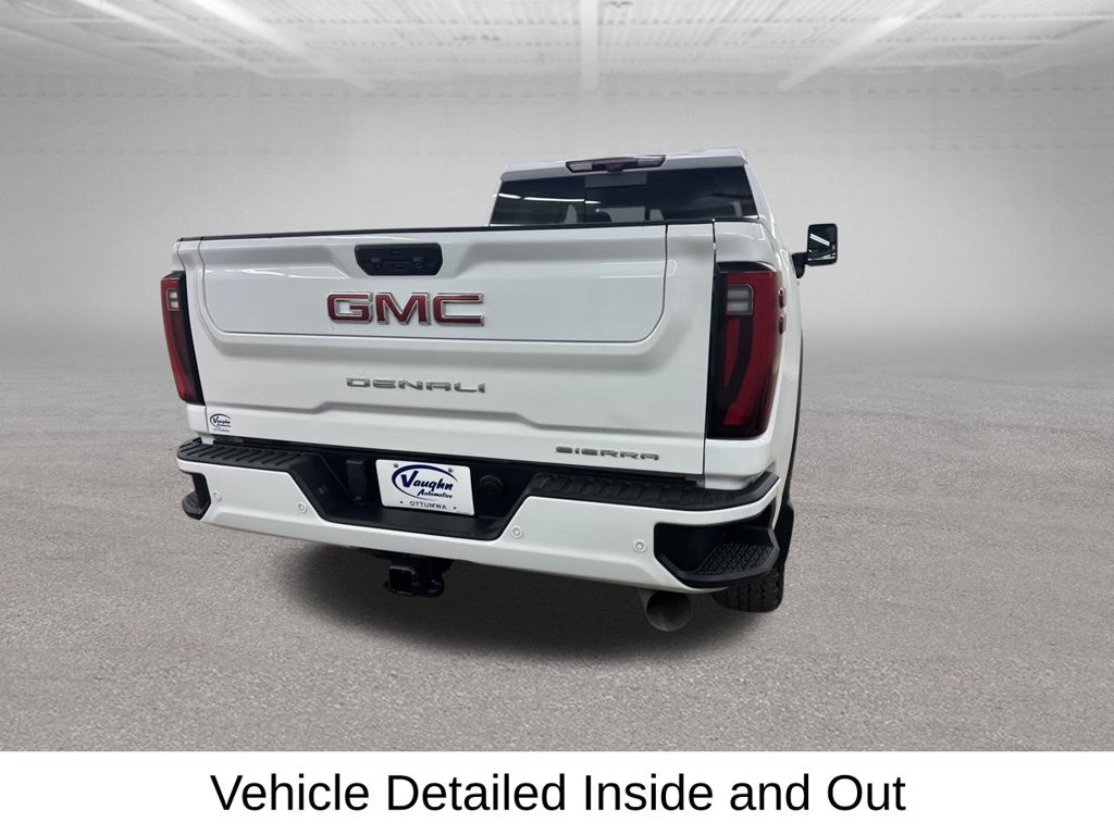 Used 2024 GMC Sierra 2500 Denali w/ Technology Package AWD/4WD image 12