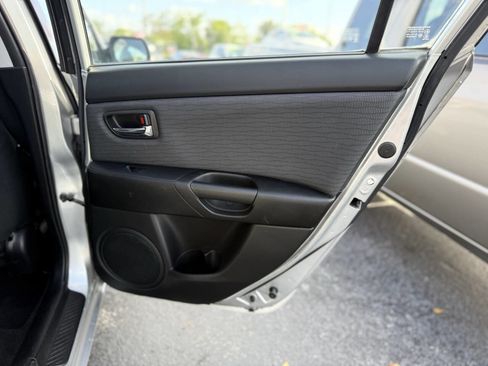 Used 2008 MAZDA MAZDA3 i Touring Value image 24