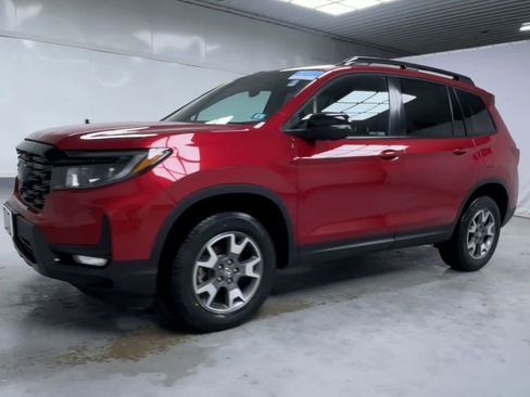 Used 2023 Honda Passport TrailSport image 4